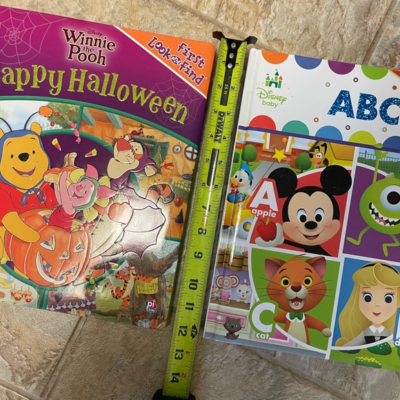 Lot of 2 Disney Baby “First Look and Find” Books-Very good used condition - Picture 12 of 12